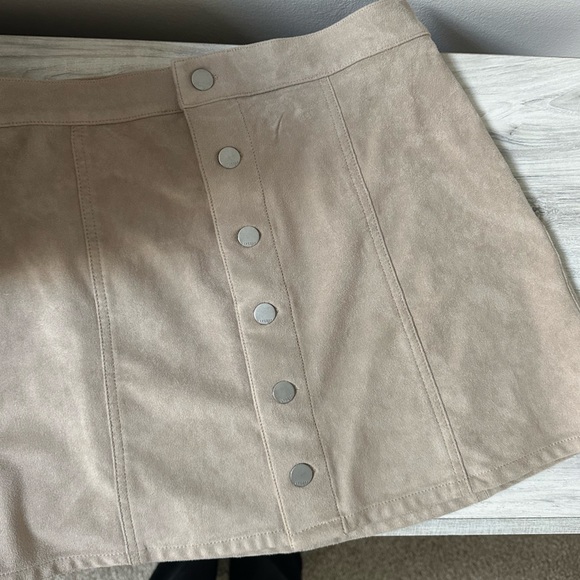 Express Faux Suede Button Up Skirt - Picture 2 of 4